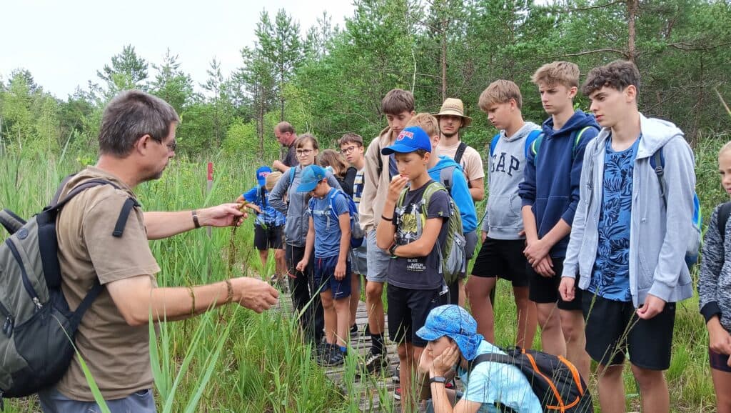 Tým forenzních biologů z Hlavatec se vzdělává ve škole i mimo ni